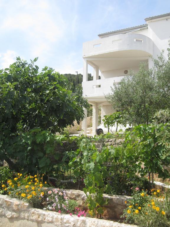 Apartments Rosa بريكو المظهر الخارجي الصورة